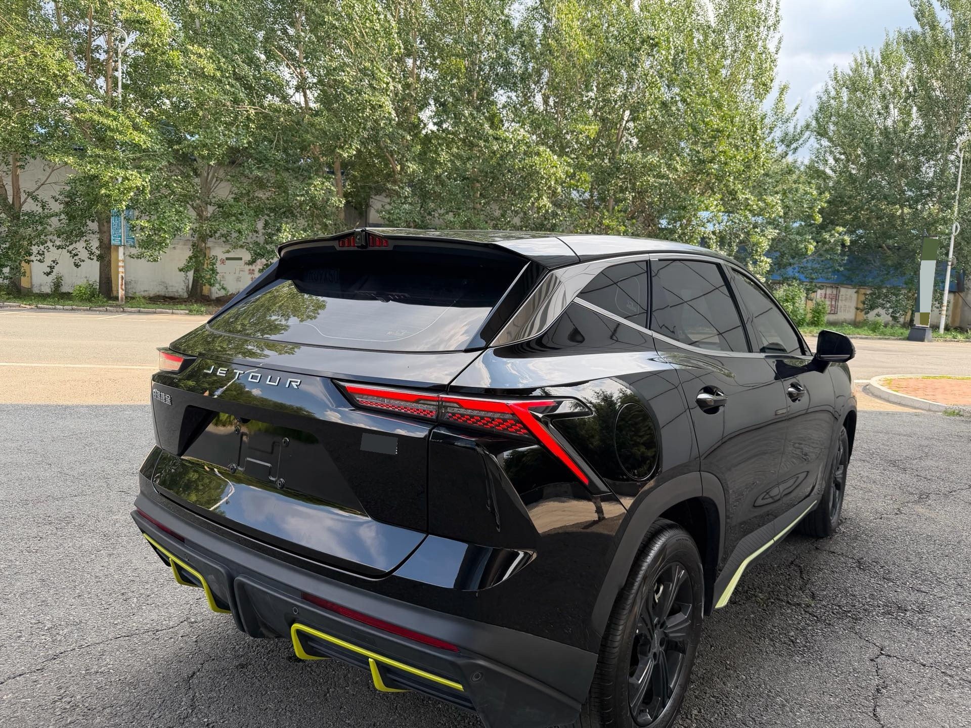 JETOUR 2025 Dasheng 1.5T Luxury Edition — 4