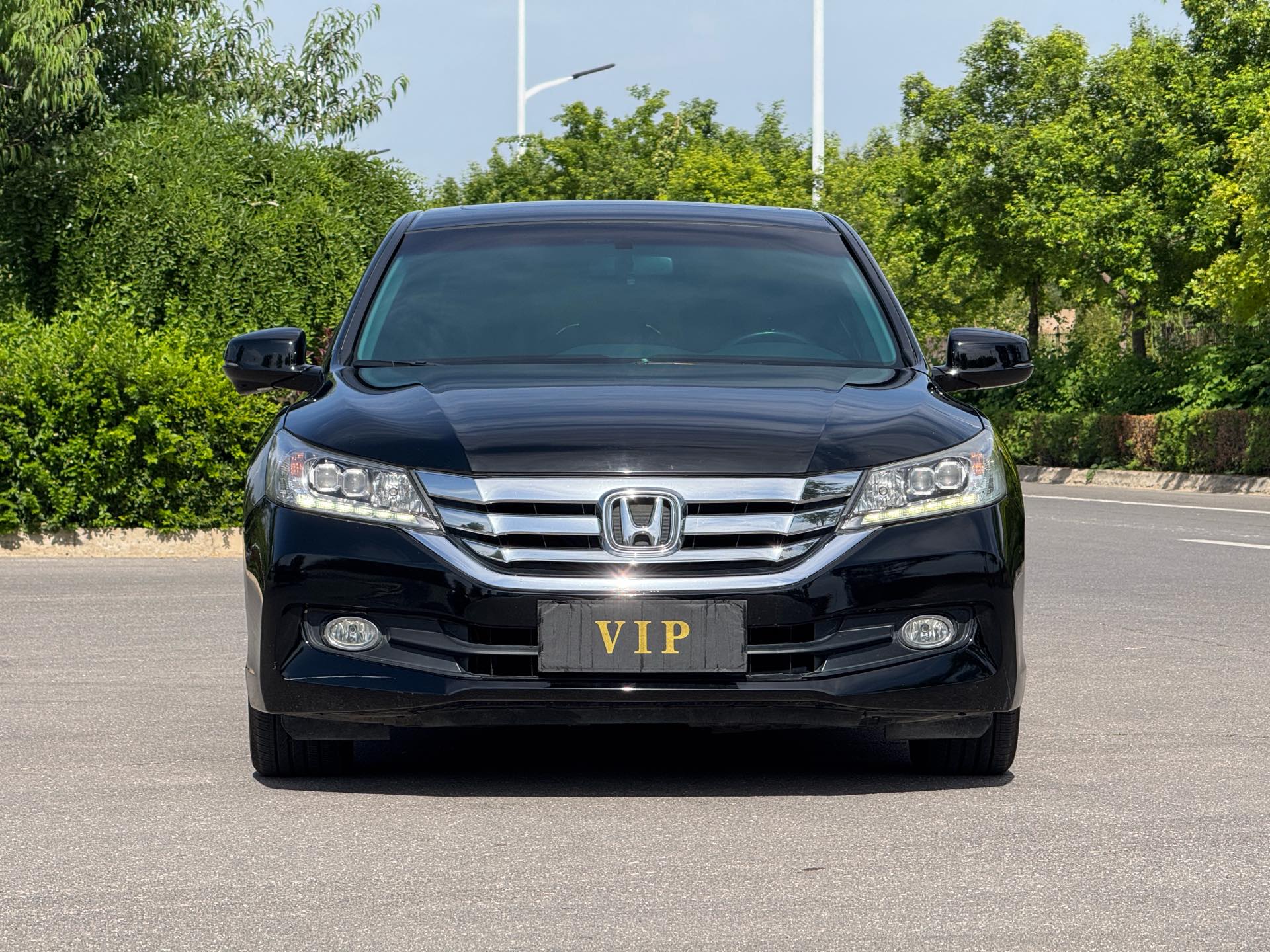Honda 2014 9th-generation Accord 2.4 CVT EXN Luxury Navigation Edition — 2