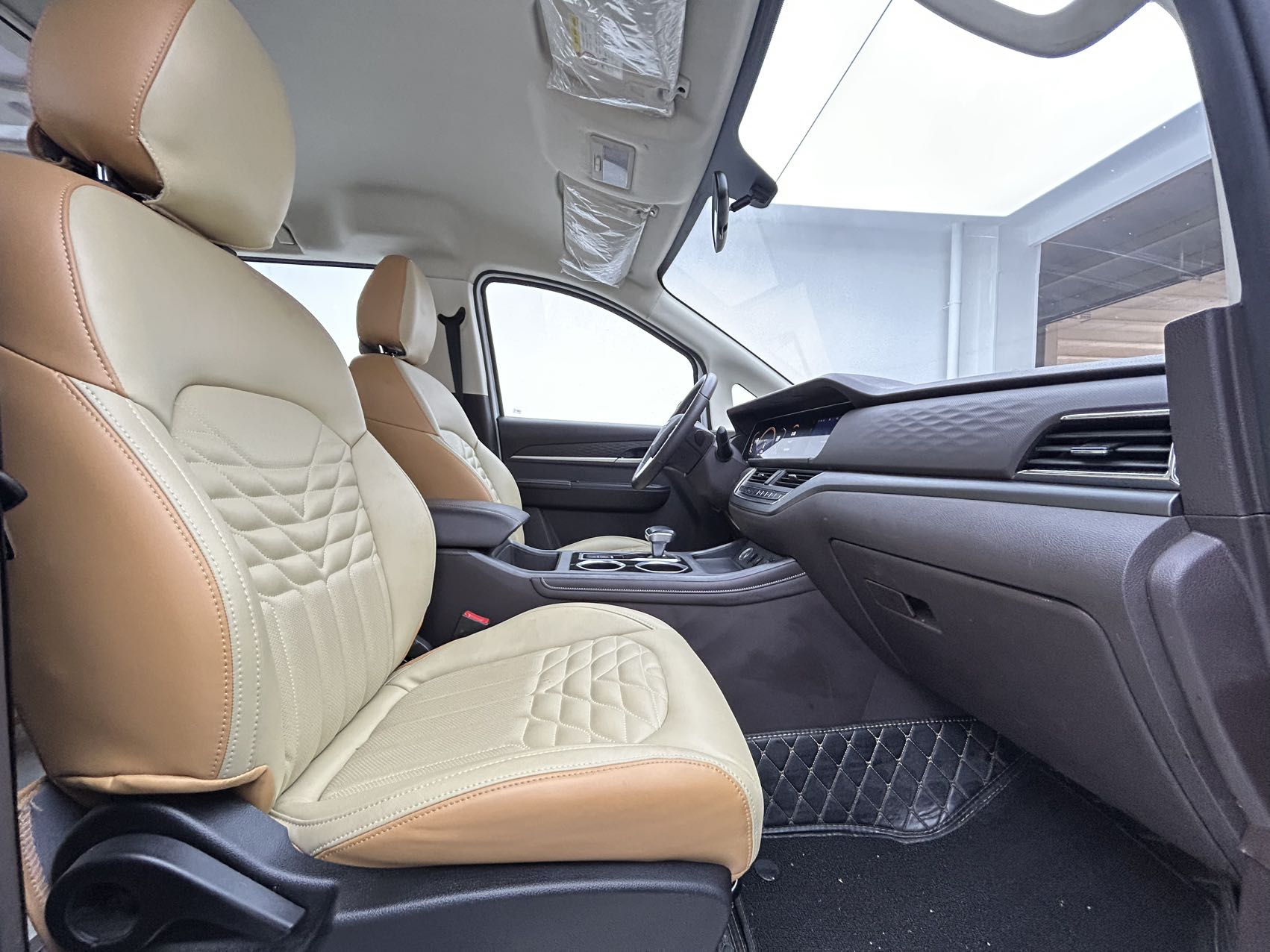 BAIC 2023 Wangpai M7 2.0 Long Wheelbase Creative Enjoyment 7-Seater — 8