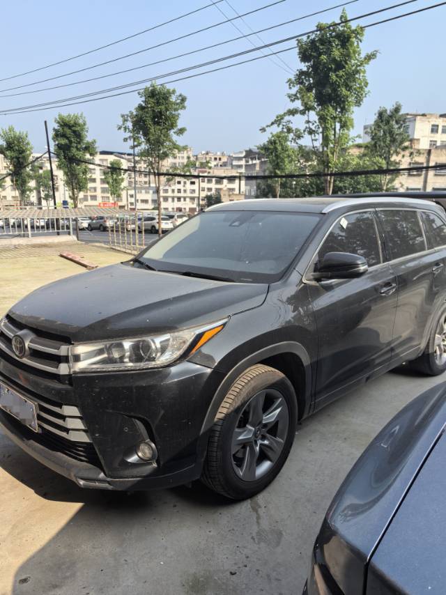 Toyota 2019 Highlander 2.0T 4WD Luxury 7-Seater