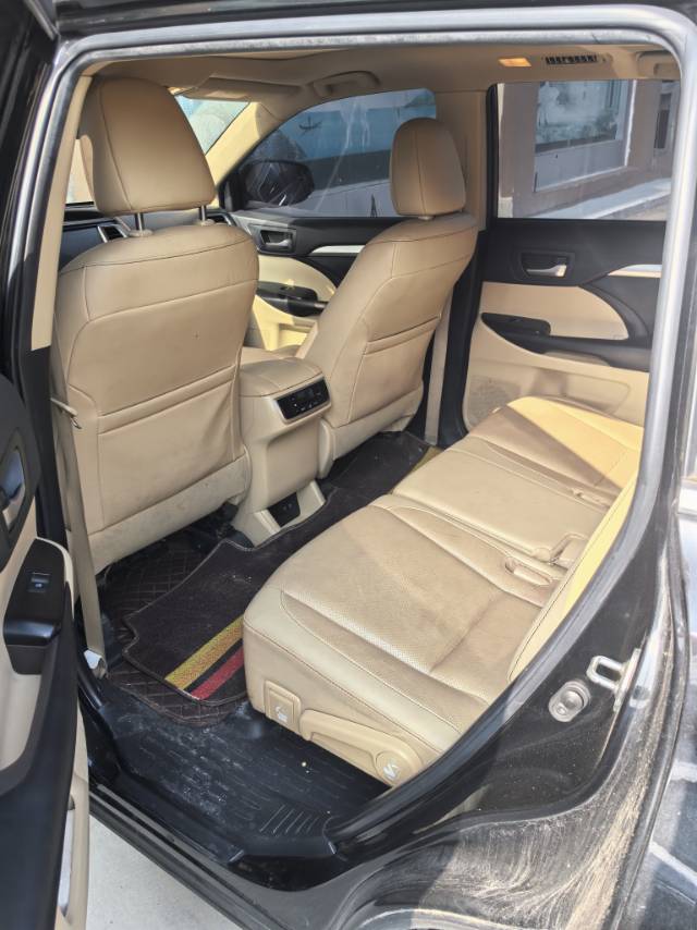 Toyota 2019 Highlander 2.0T 4WD Luxury 7-Seater — 5