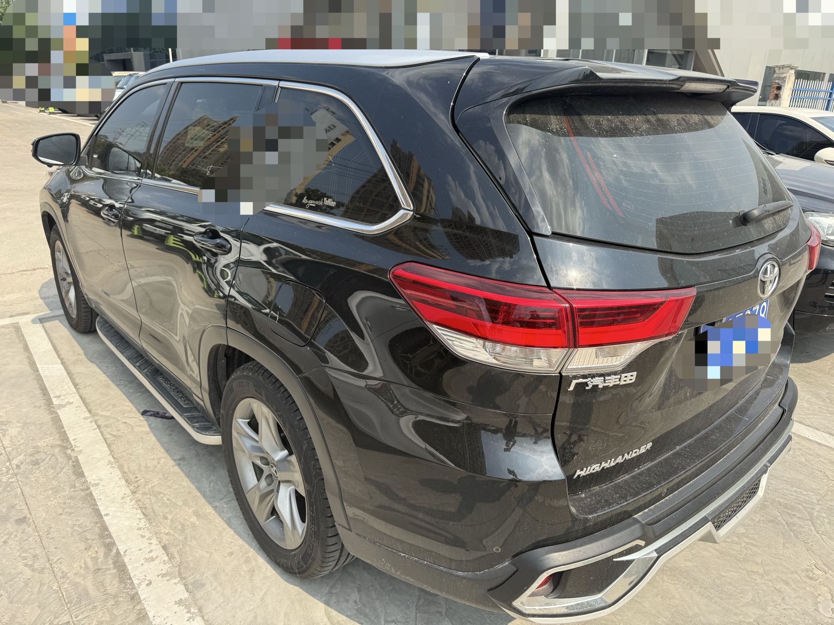 Toyota 2019 Highlander 2.0T 4WD Luxury 7-Seater — 4