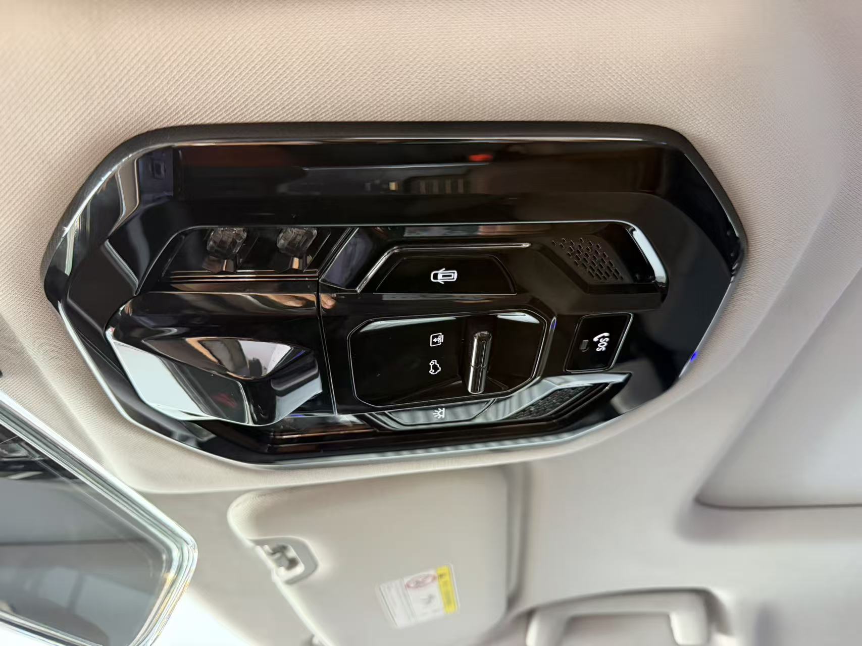 JETOUR 2024 Shanhai T2 C-DM 1.5T 129KM Forest Edition — 17