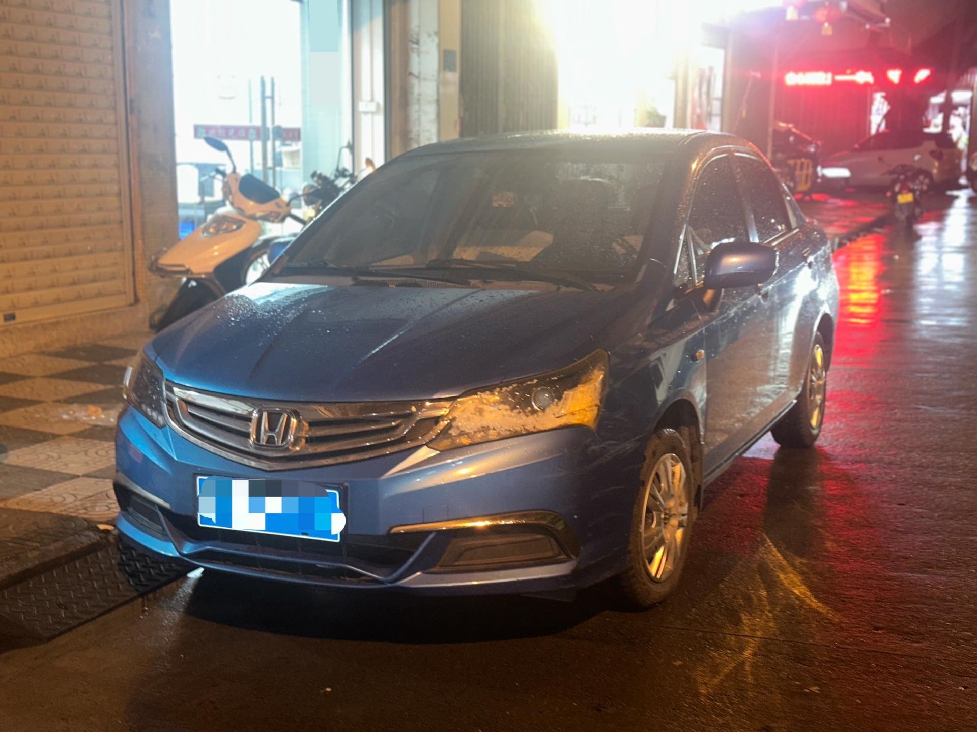 Everus 2014 S1 1.3 Comfort — photo 1