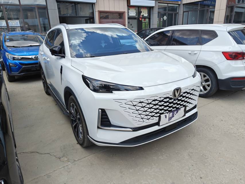 Changan 2025 CS55 PLUS PHEV 1.5 CVT Smart New Blue Whale 125 km Super-Energy Version — 2
