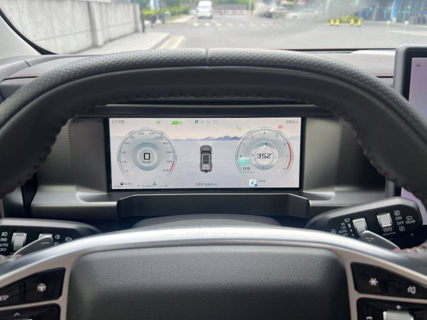 JETOUR 2023 Traveler 1.5T 2WD Discovery PRO — 7