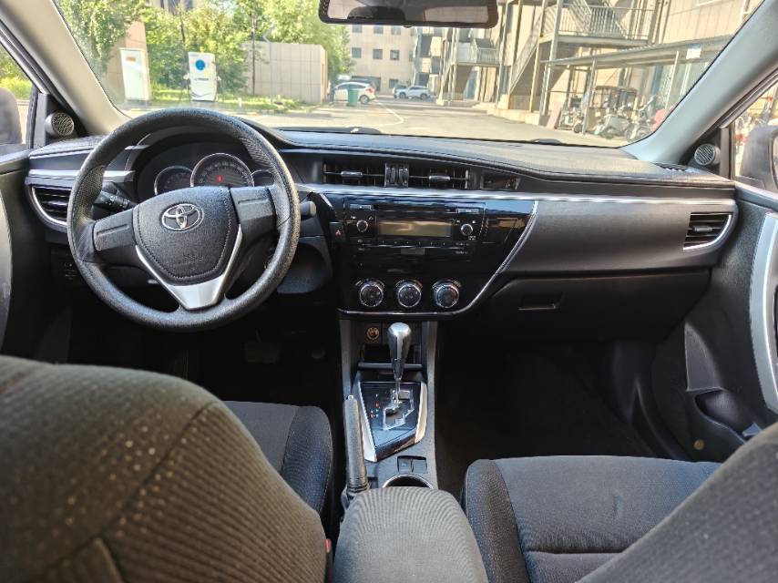 Toyota 2017 Corolla 1.6 CVT GL (facelift) — 5