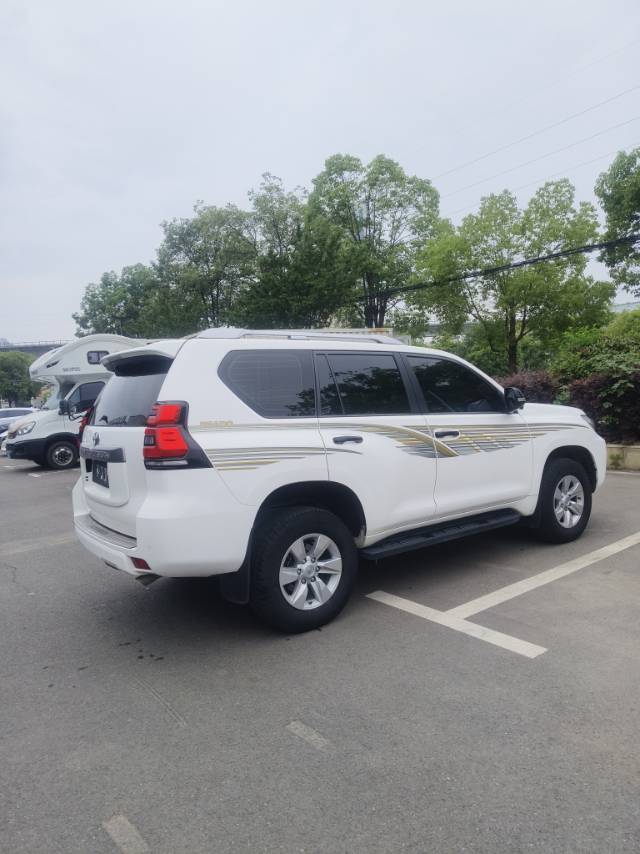 Toyota Prado (Imported) 2023 Prado 2.8TD Diesel — 6