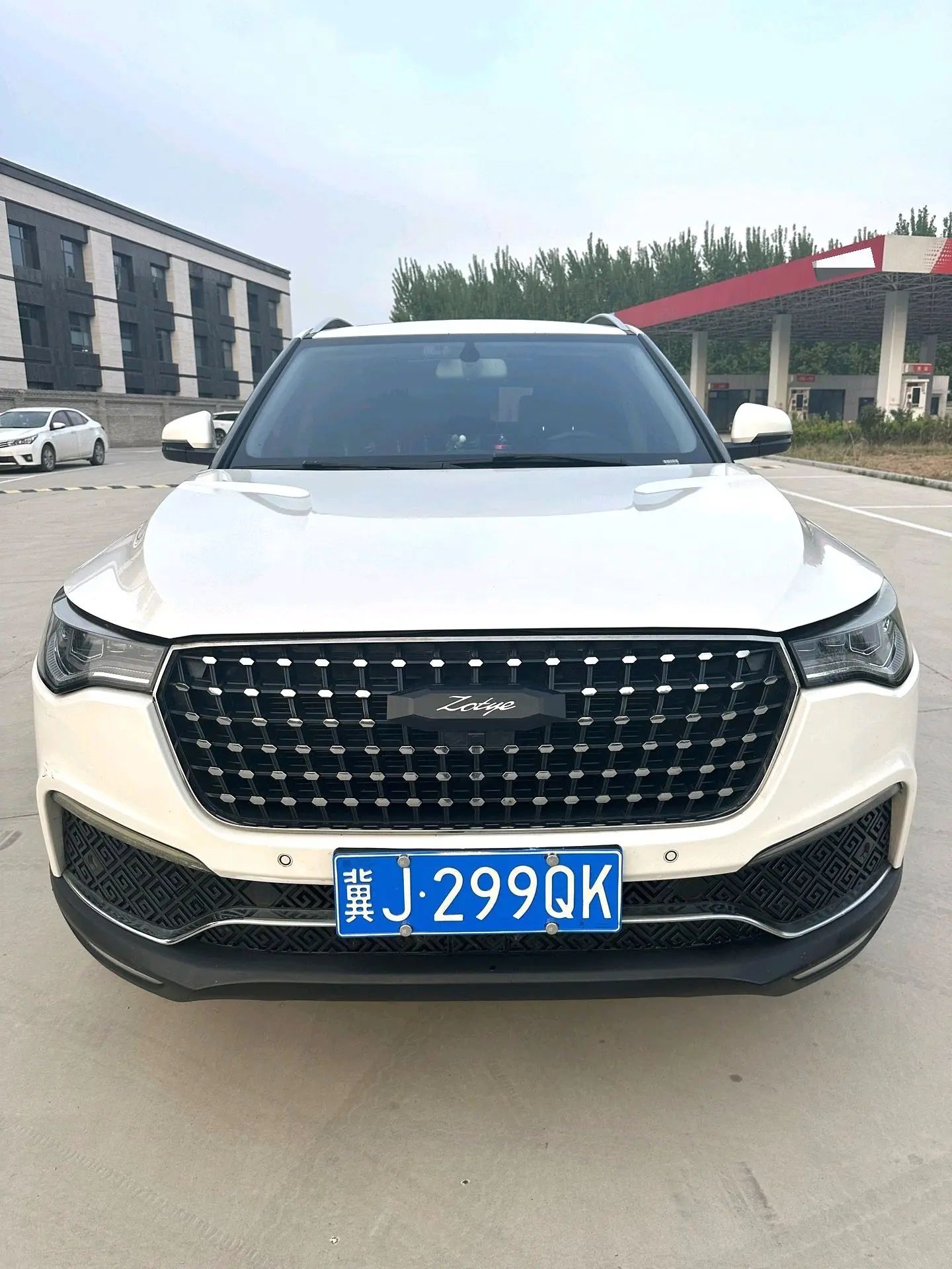Zotye 2017 T700 1.8T Luxury New Year Edition — 2