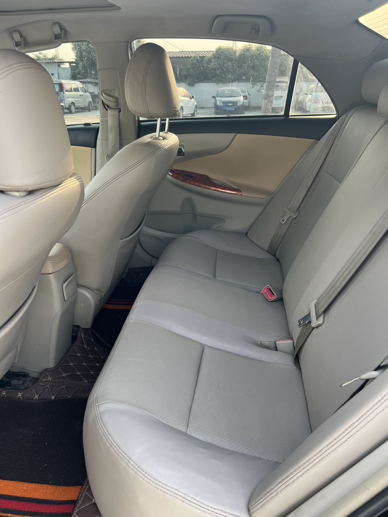 Toyota 2012 Corolla 1.6 GL Stylish Edition — 5