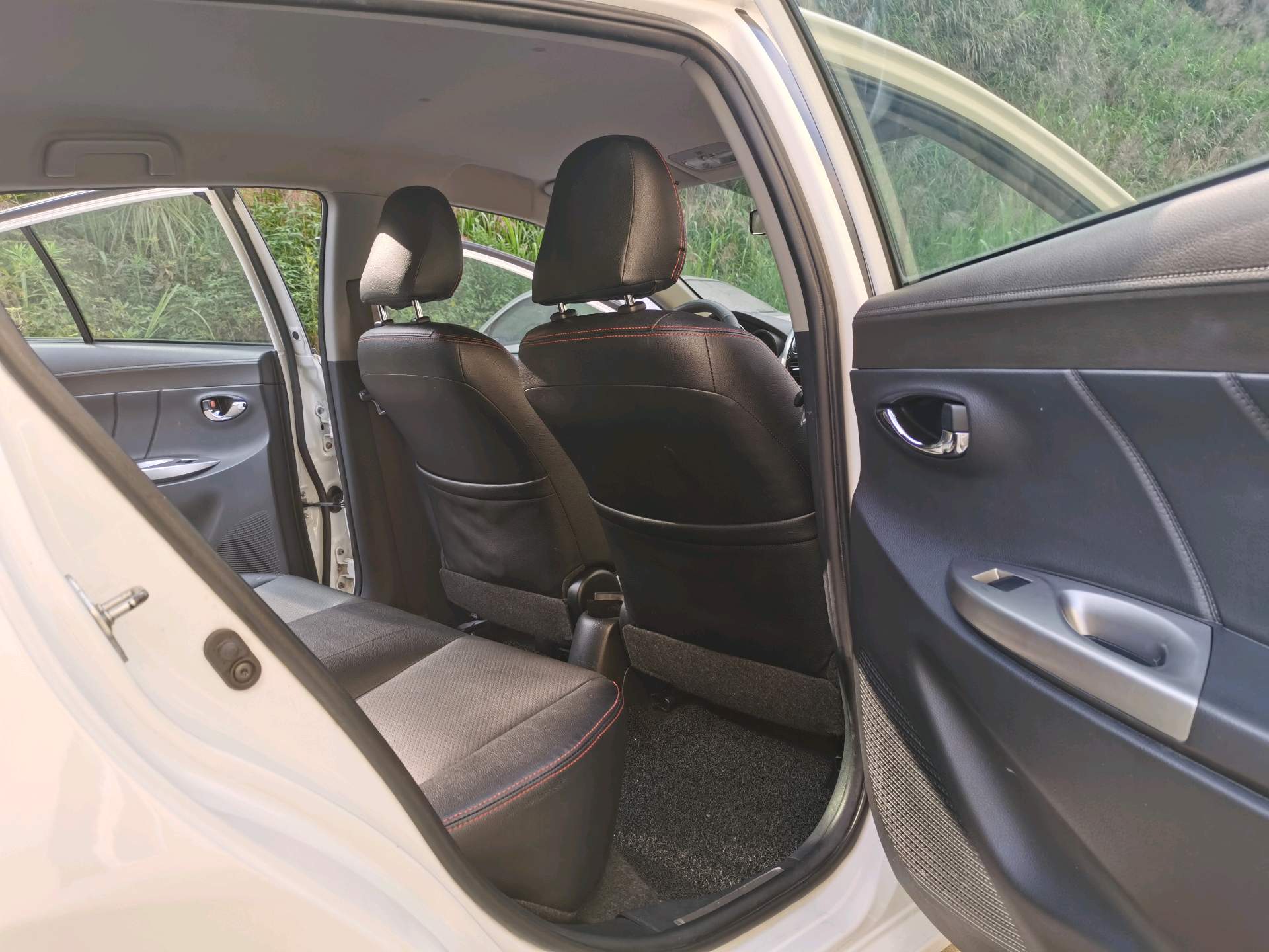 Toyota Yaris 2015 YARiS L Zhixuan 1.5E Dynamic Edition — 9