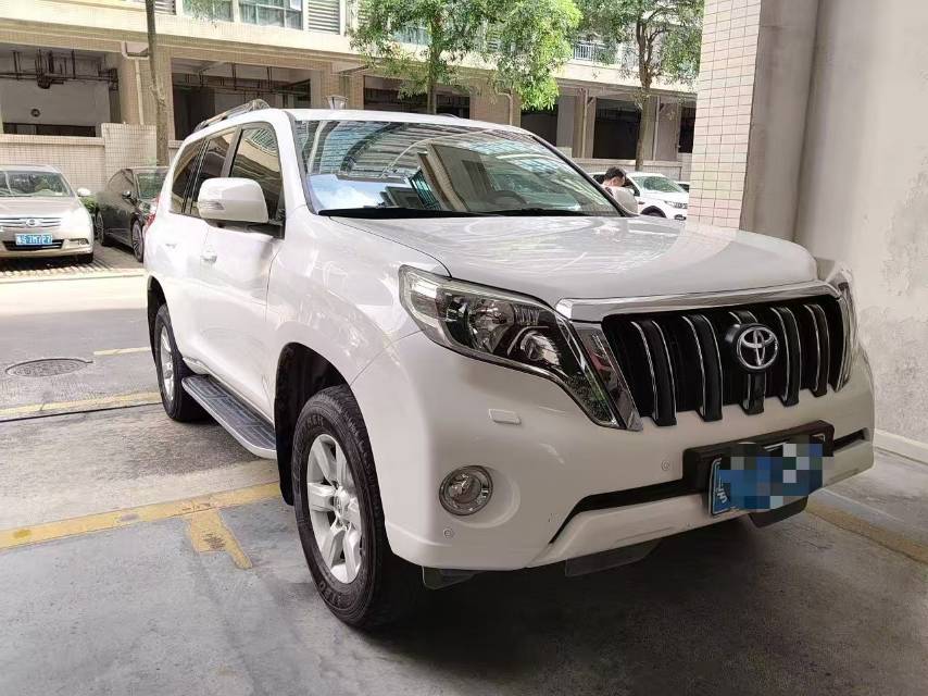 Toyota 2014 Prado 4.0 TX-L — 2