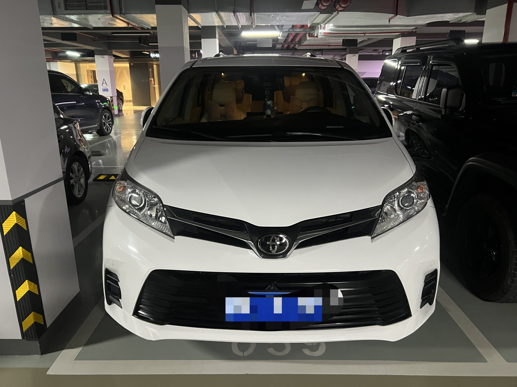 Toyota Sienna (Imported) 2017 Sienna 3.5 LE Mobility Auto Access 2WD 7-seater (U.S. specification) — 2