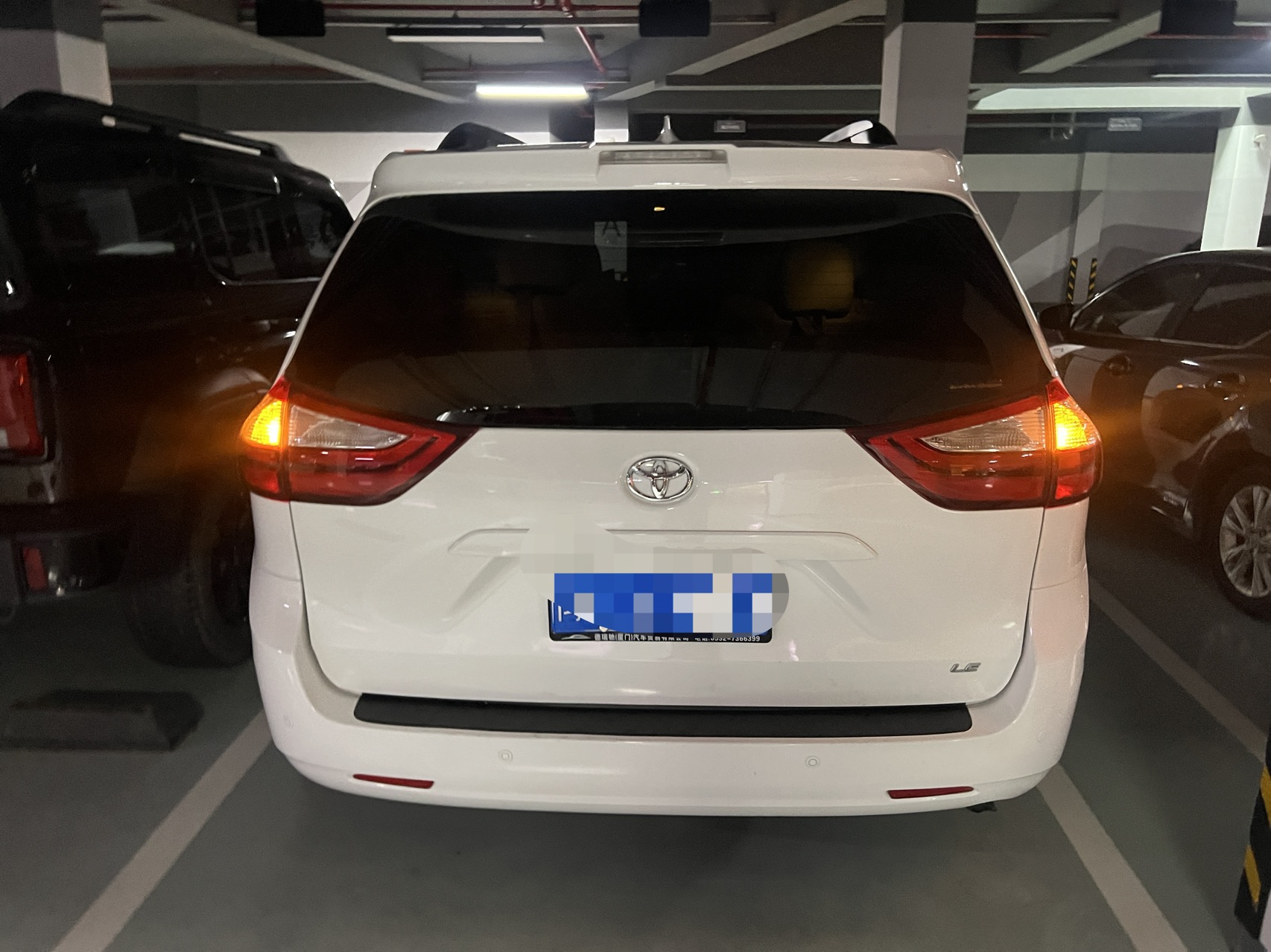 Toyota Sienna (Imported) 2017 Sienna 3.5 LE Mobility Auto Access 2WD 7-seater (U.S. specification) — 6