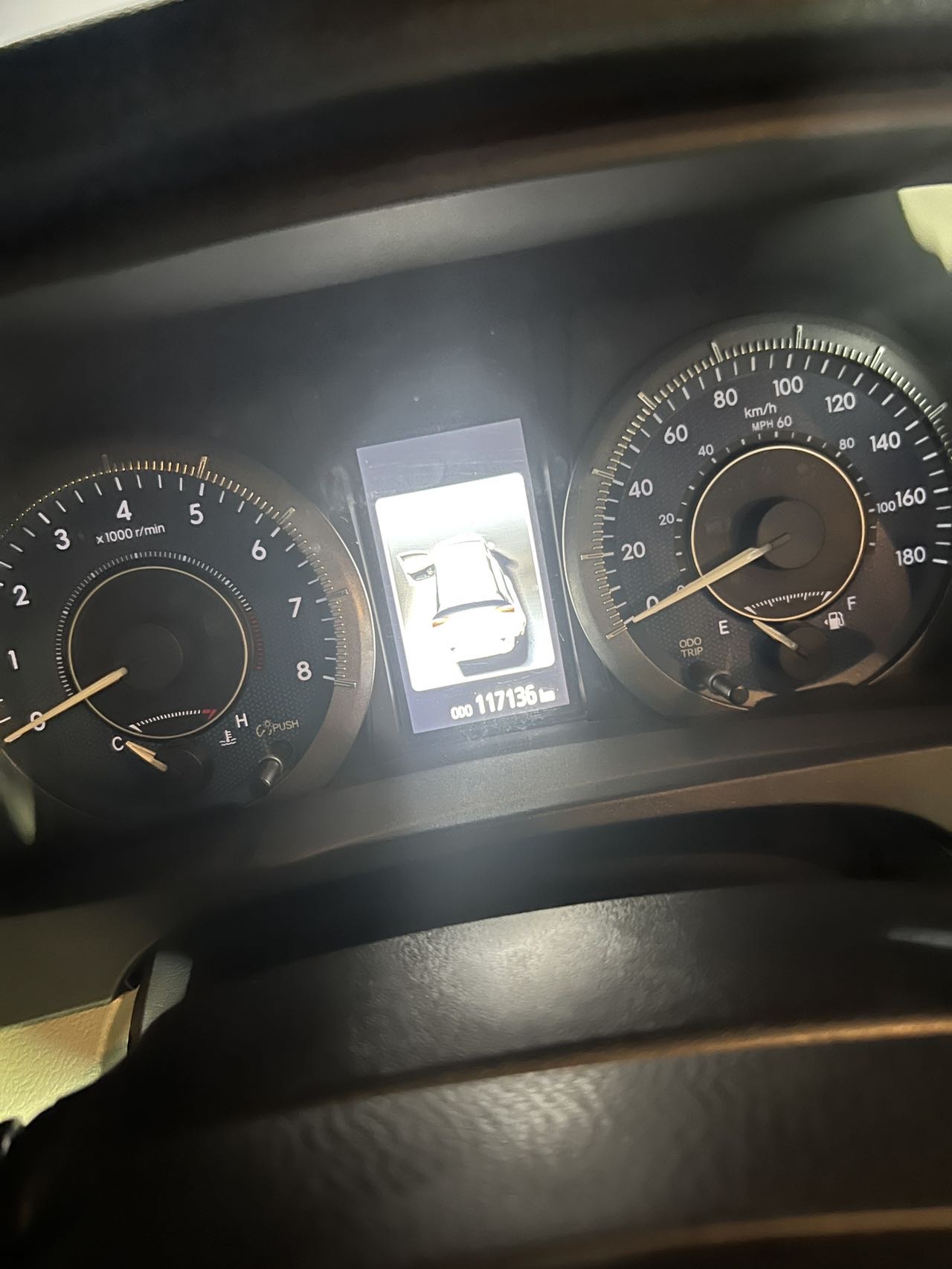 Toyota Sienna (Imported) 2017 Sienna 3.5 LE Mobility Auto Access 2WD 7-seater (U.S. specification) — 9