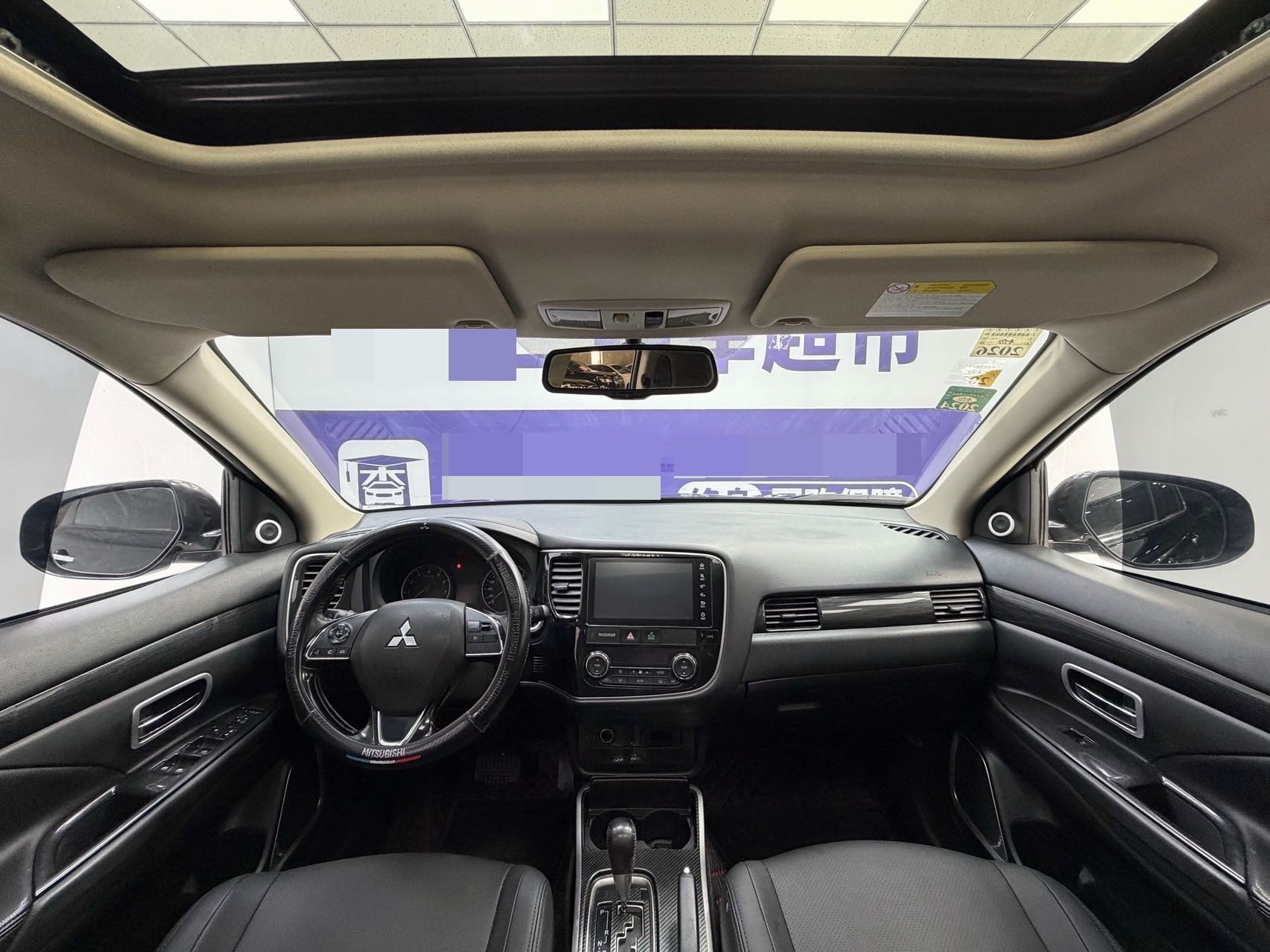 Mitsubishi 2017 Outlander 2.0 CVT 2WD Glory Edition, 5 seats — 3