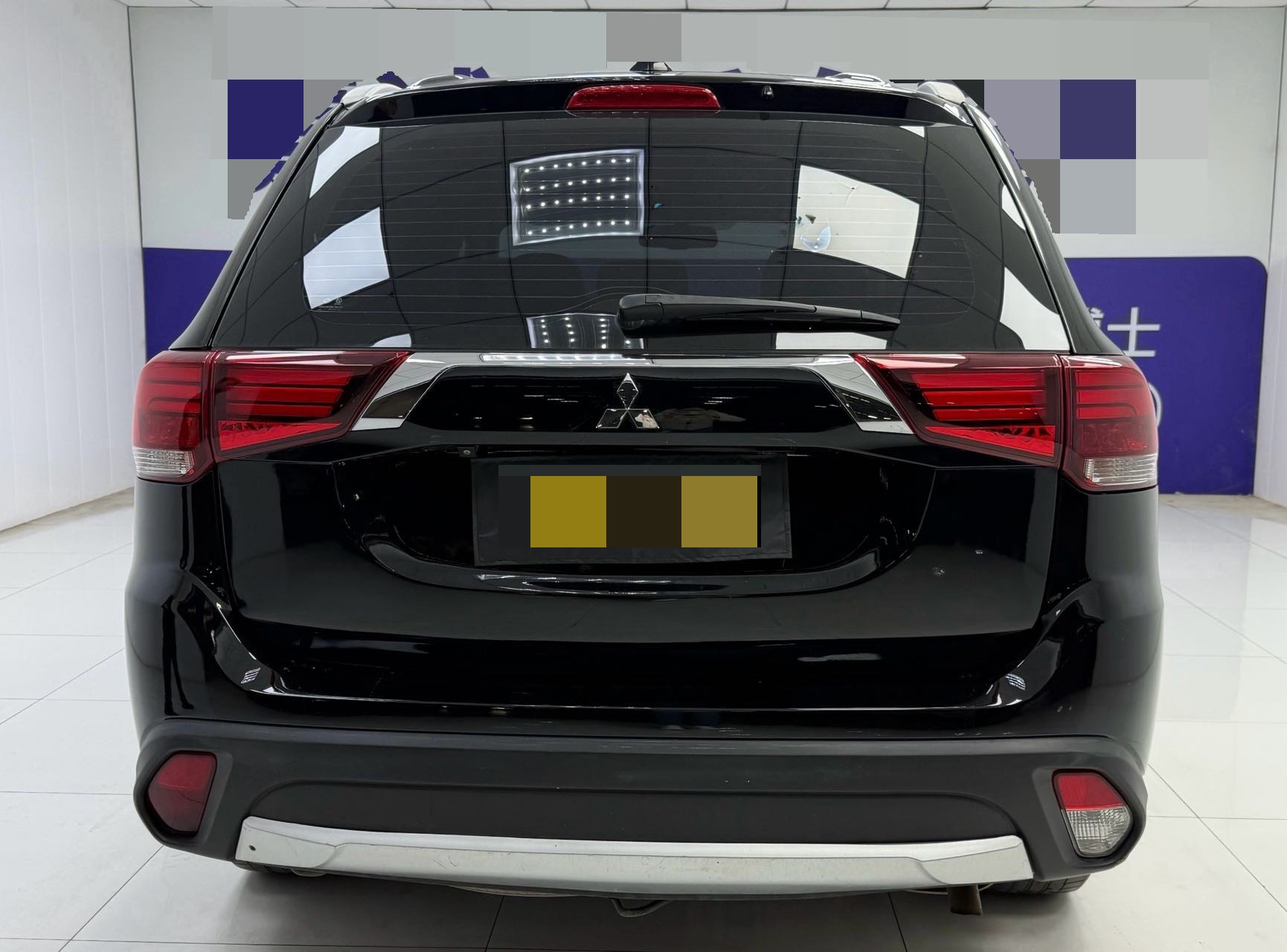 Mitsubishi 2017 Outlander 2.0 CVT 2WD Glory Edition, 5 seats — 4