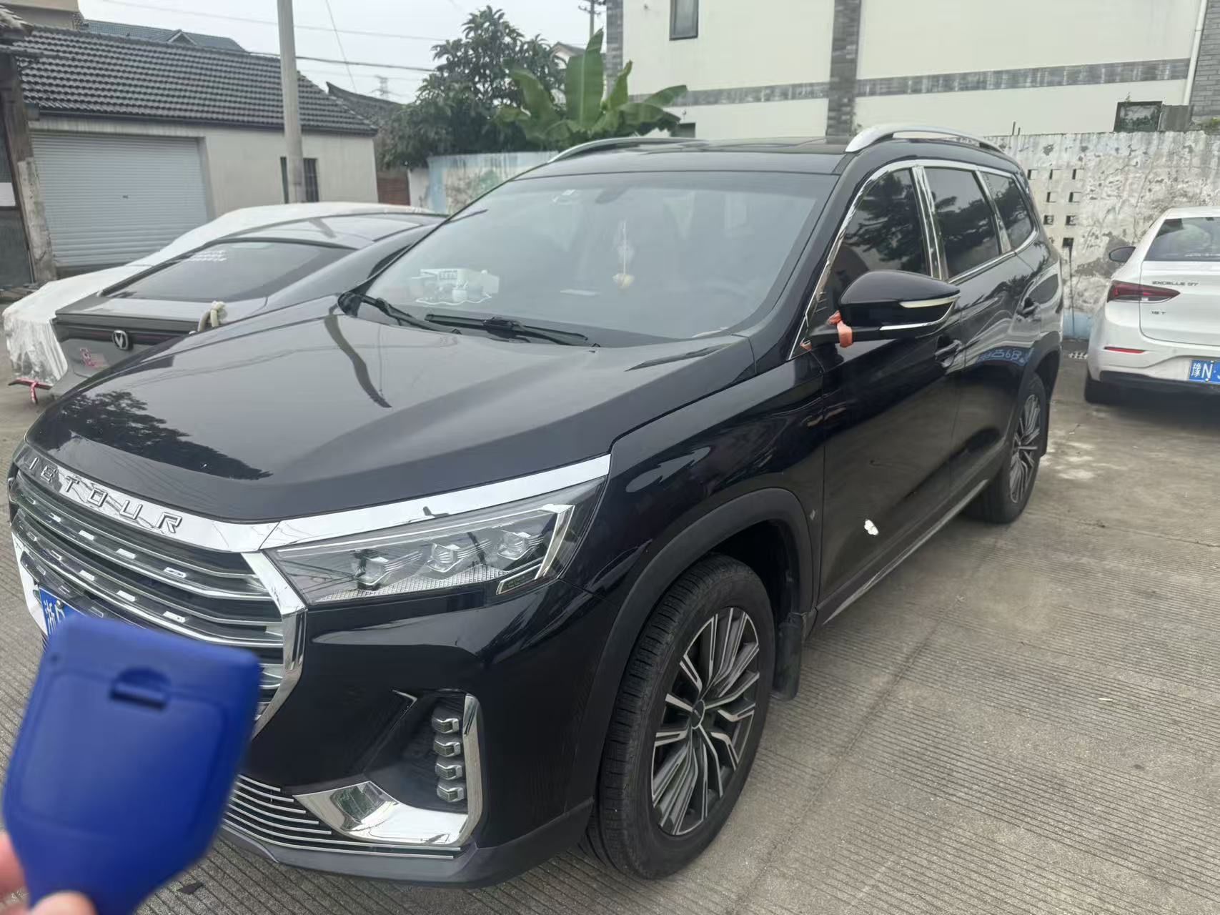 JETOUR 2021 X90 PLUS 1.5T Villa 5-seater — photo 1